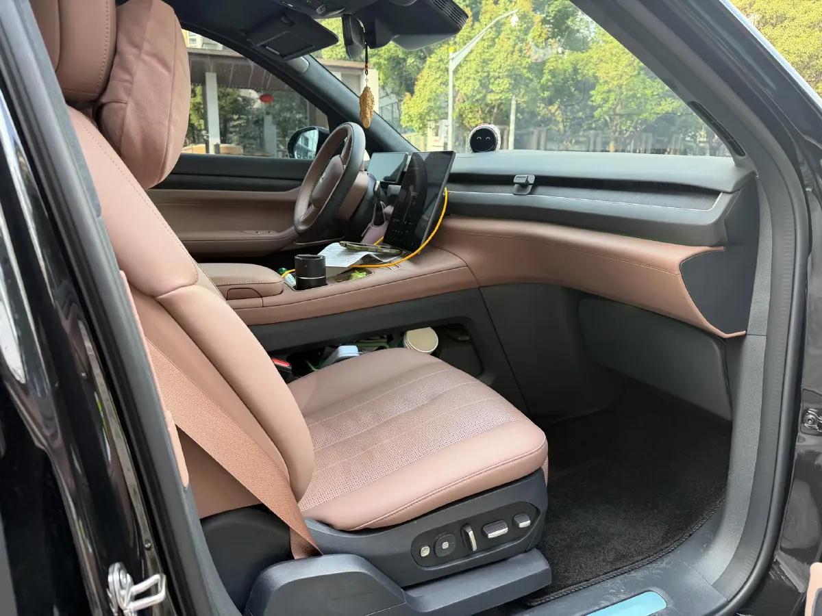 2024 NIO ES8 BEV 75KWH,autocango,china used car exporter,china ev exporter,chinese used car exporter,chinese used ev exporter