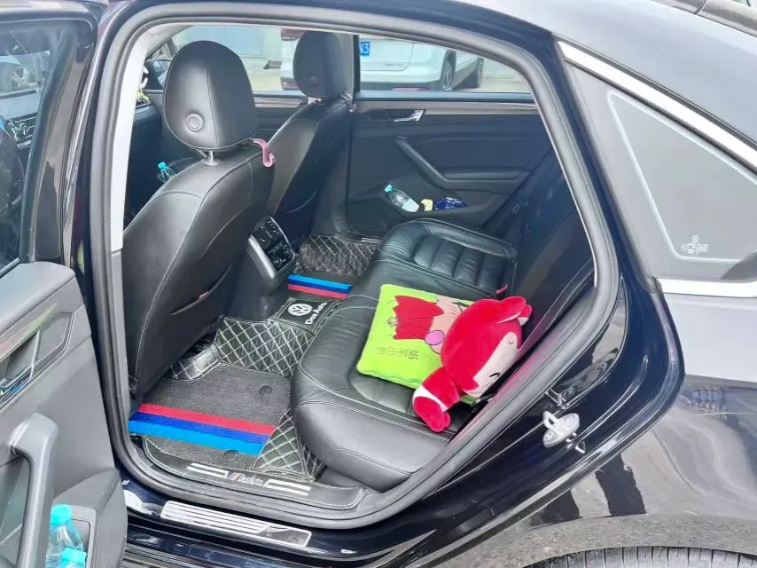 2017 Volkswagen Passat 1.8T 180HP L4 7DCT,autocango,china used car exporter,china ev exporter,chinese used car exporter,chinese used ev exporter