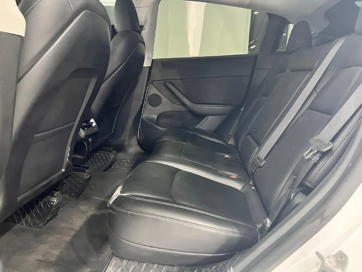 2022 Tesla Model Y BEV 60KWH,autocango,china used car exporter,china ev exporter,chinese used car exporter,chinese used ev exporter