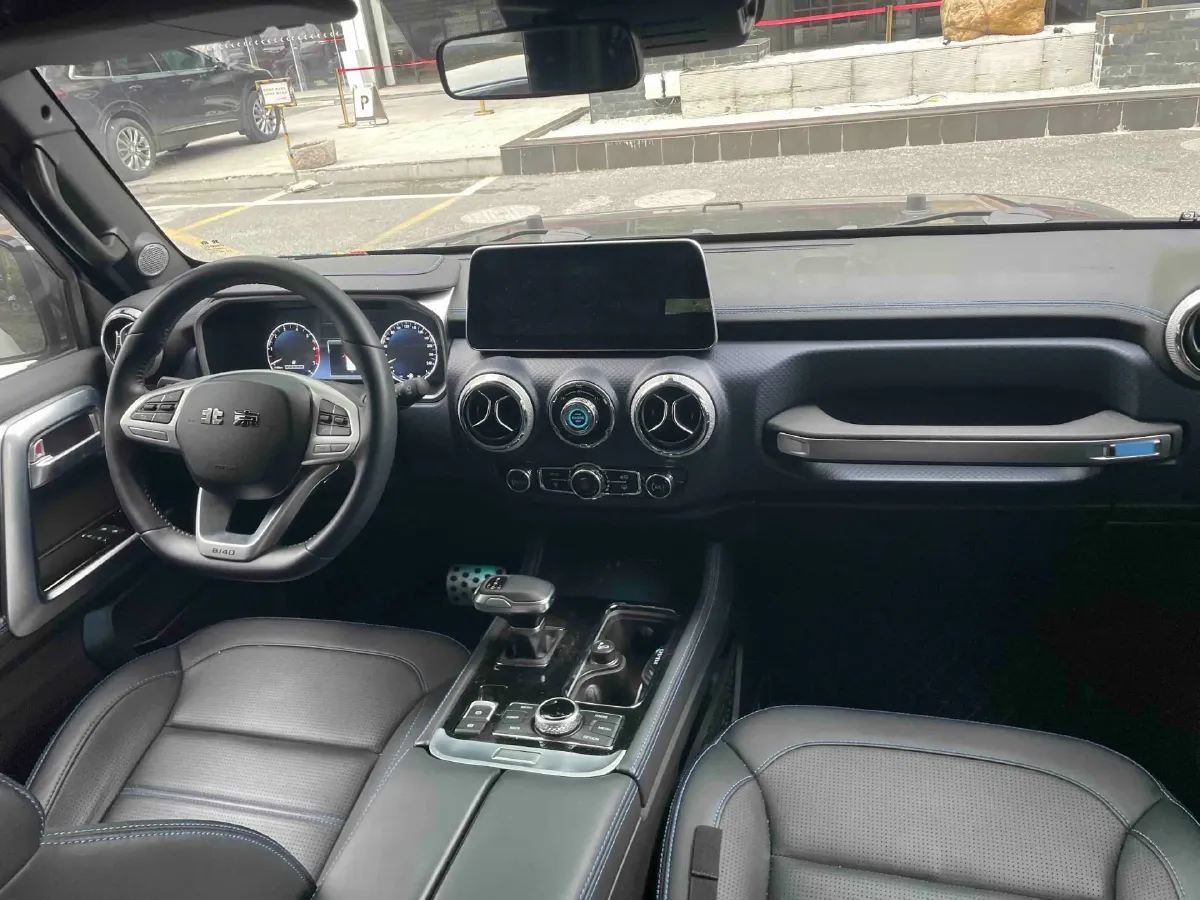 2020 Beijing BJ40 2.0T 224HP L4 8AT,autocango,china used car exporter,china ev exporter,chinese used car exporter,chinese used ev exporter