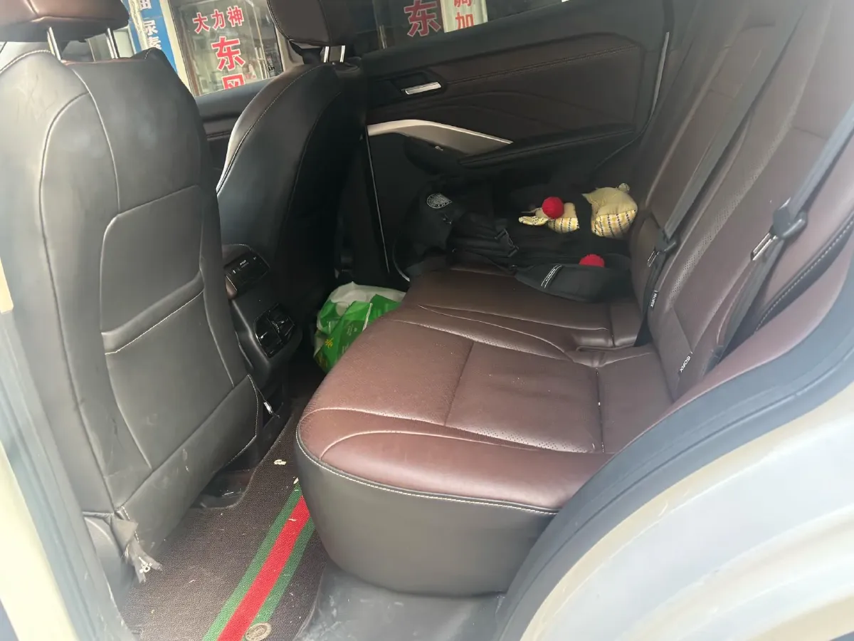 2018 WEY VV6 2.0T 197HP L4 7DCT,autocango,china used car exporter,china ev exporter,chinese used car exporter,chinese used ev exporter