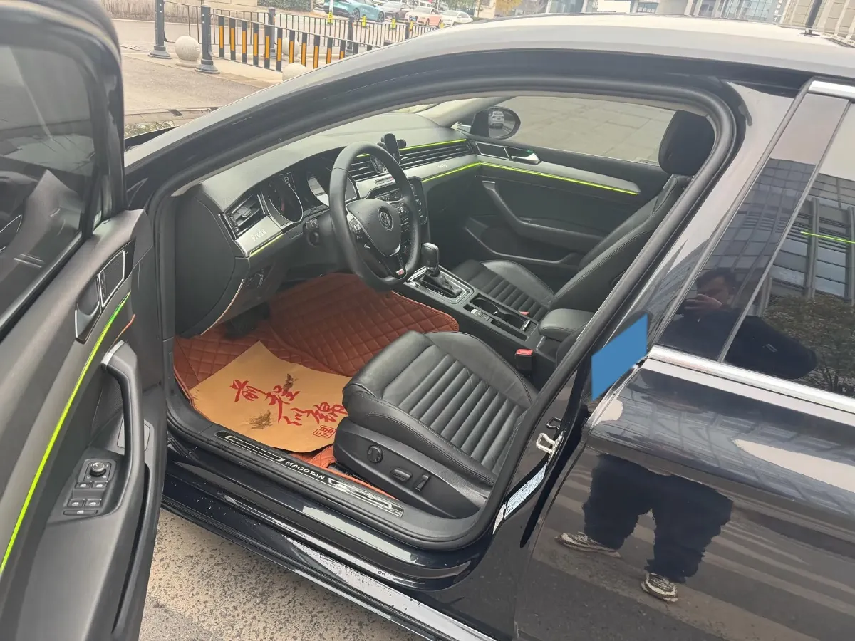 2019 Chevrolet Malibu XL 2.0T 241HP L4 9AT,autocango,china used car exporter,china ev exporter,chinese used car exporter,chinese used ev exporter