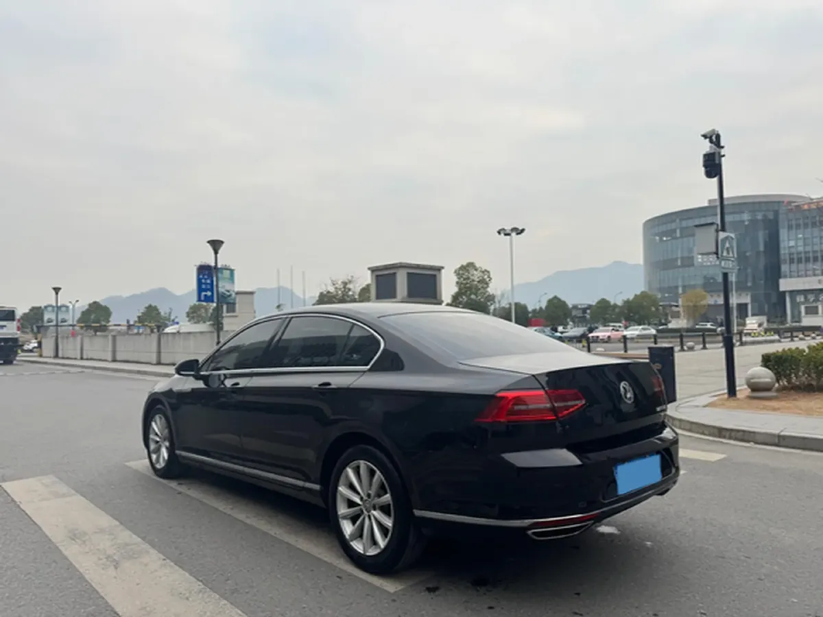 2019 Chevrolet Malibu XL 2.0T 241HP L4 9AT,autocango,china used car exporter,china ev exporter,chinese used car exporter,chinese used ev exporter