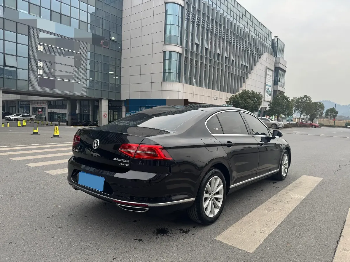 2019 Chevrolet Malibu XL 2.0T 241HP L4 9AT,autocango,china used car exporter,china ev exporter,chinese used car exporter,chinese used ev exporter