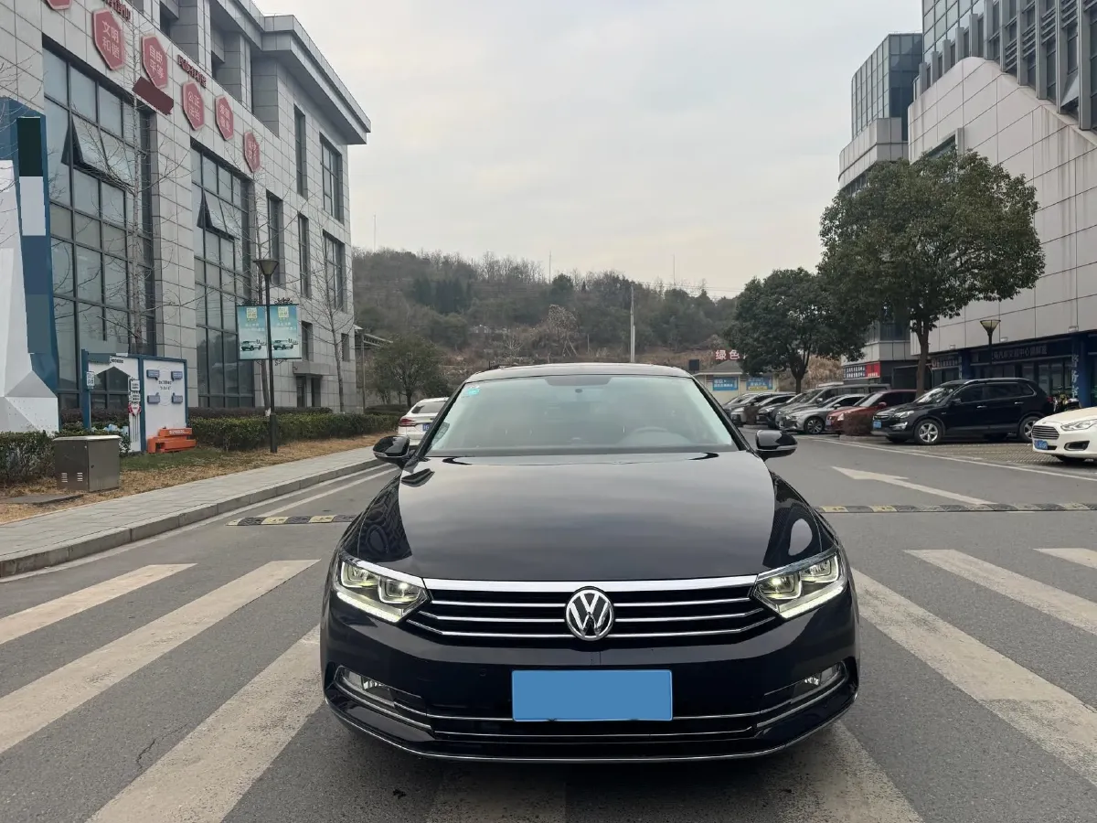 2019 Chevrolet Malibu XL 2.0T 241HP L4 9AT,autocango,china used car exporter,china ev exporter,chinese used car exporter,chinese used ev exporter