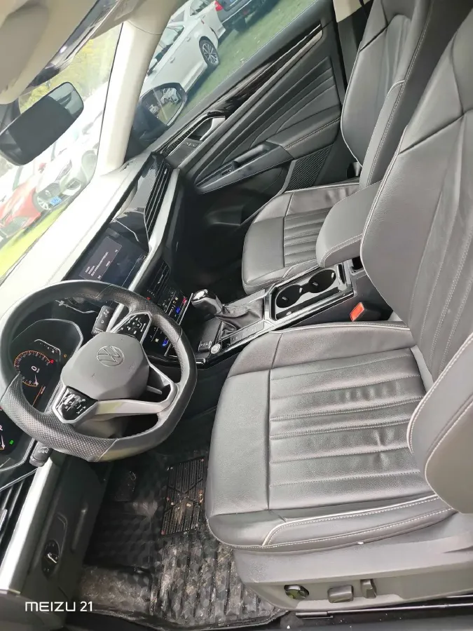 2023 Volkswagen Passat 2.0T 186HP L4 7DCT,autocango,china used car exporter,china ev exporter,chinese used car exporter,chinese used ev exporter