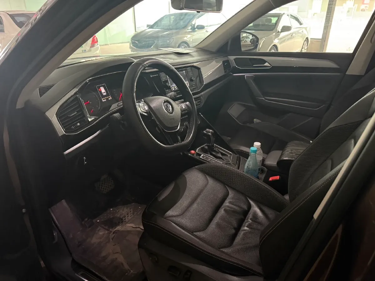 2019 Jeep Cherokee 2.0T 234HP L4 9AT,autocango,china used car exporter,china ev exporter,chinese used car exporter,chinese used ev exporter