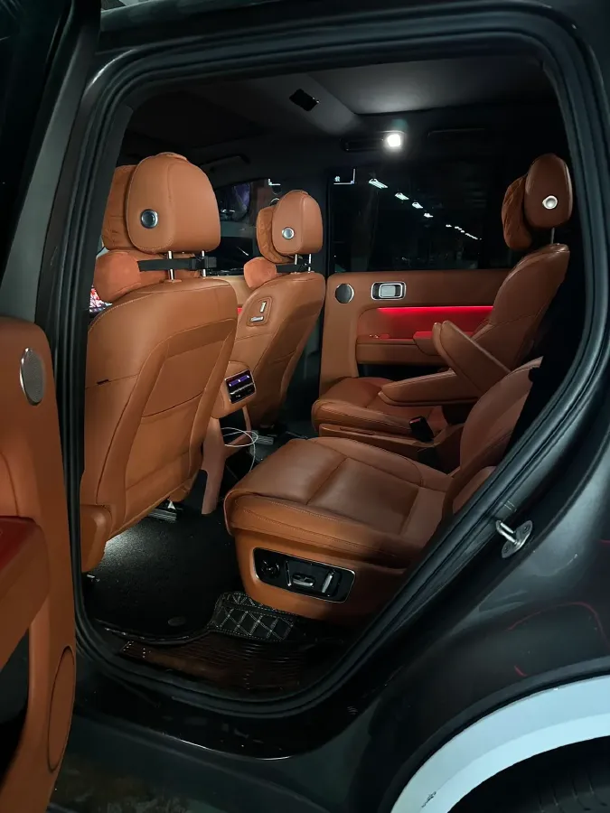 2023 Li L8 Range Extended 154HP REEV 40.9KWH,autocango,china used car exporter,china ev exporter,chinese used car exporter,chinese used ev exporter