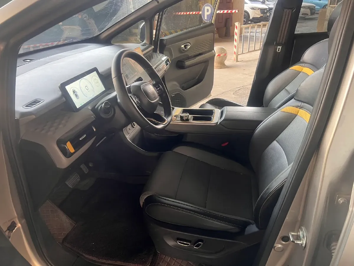 2022 Geely Okavango 1.8T 184HP L4 7DCT,autocango,china used car exporter,china ev exporter,chinese used car exporter,chinese used ev exporter