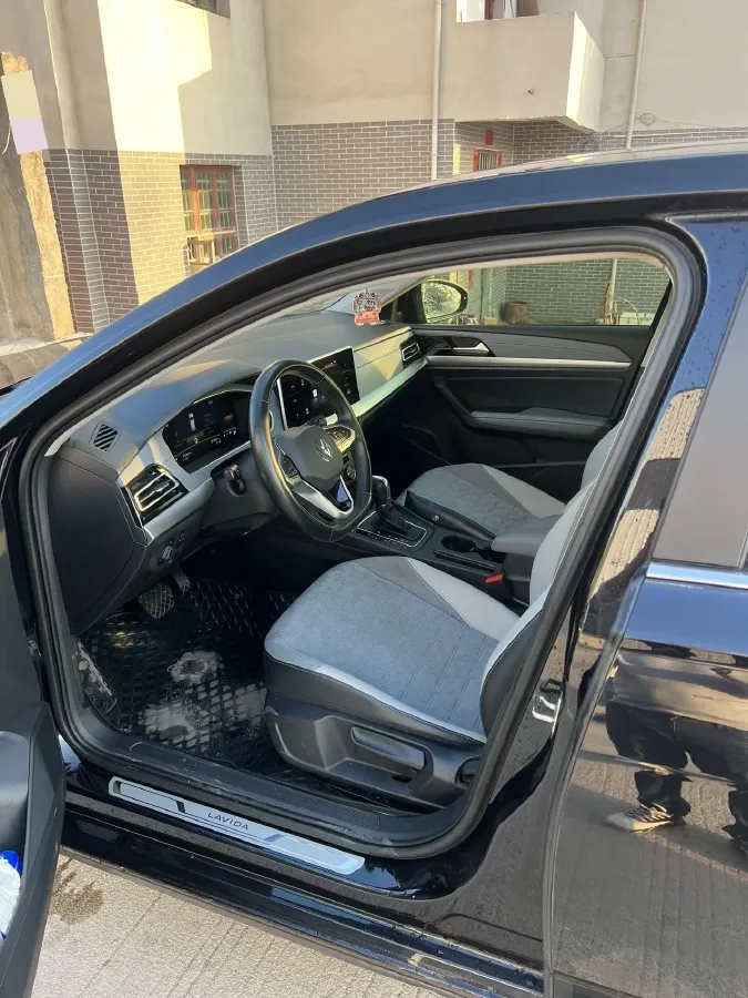 2023 Volkswagen Lavida 1.4T 150HP L4 7DCT,autocango,china used car exporter,china ev exporter,chinese used car exporter,chinese used ev exporter