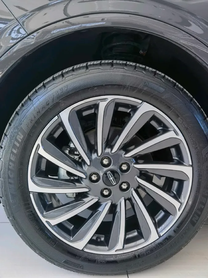 2024 Lincoln Corsair 1.5T 193HP L4 E-CVT Hybrid,autocango,china used car exporter,china ev exporter,chinese used car exporter,chinese used ev exporter