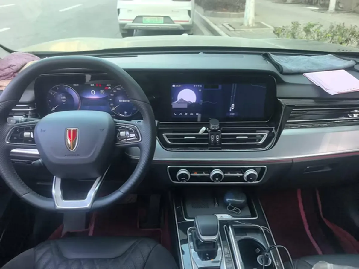 2023 HongQi HS5 2.0T 252HP L4 8AT,autocango,china used car exporter,china ev exporter,chinese used car exporter,chinese used ev exporter