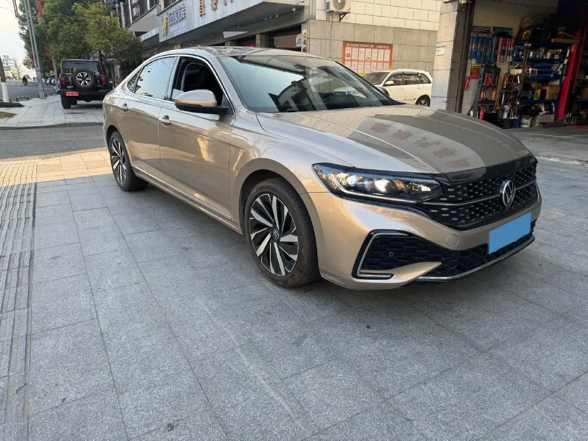 2022 Skoda Kodiak GT 2.0T 186HP L4 7DCT,autocango,china used car exporter,china ev exporter,chinese used car exporter,chinese used ev exporter