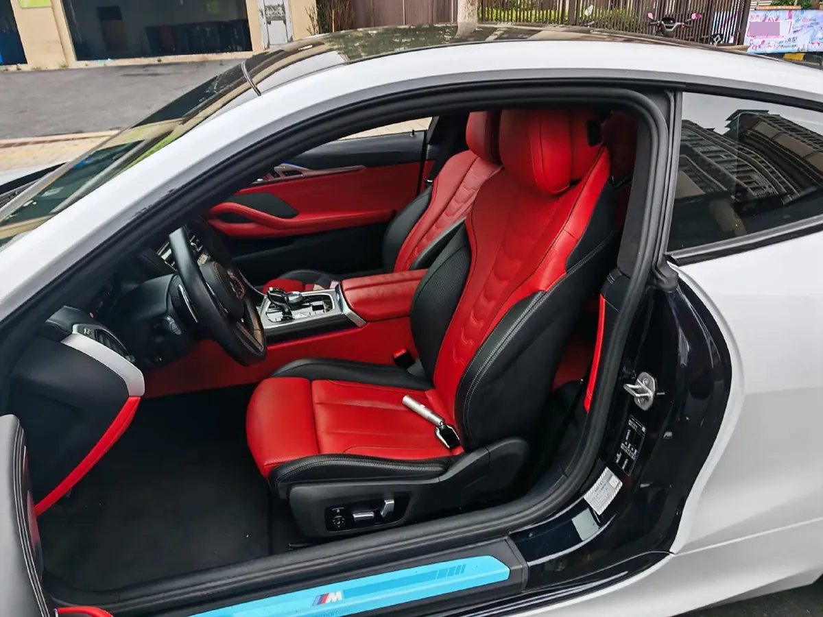 2021 BMW 8 Series 3.0T 340HP L6 8AT,autocango,china used car exporter,china ev exporter,chinese used car exporter,chinese used ev exporter