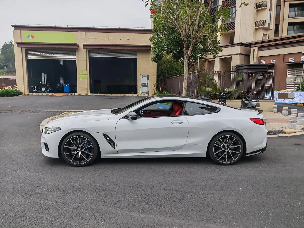 2021 BMW 8 Series 3.0T 340HP L6 8AT,autocango,china used car exporter,china ev exporter,chinese used car exporter,chinese used ev exporter