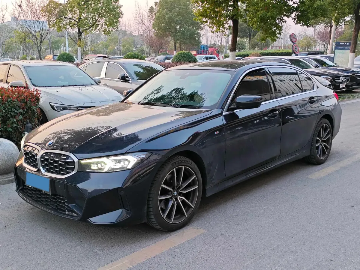 2023 BMW 3 Series 2.0T 184HP L4 8AT,autocango,china used car exporter,china ev exporter,chinese used car exporter,chinese used ev exporter