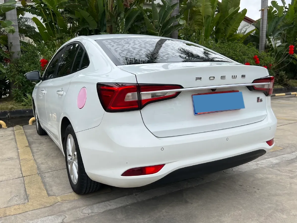 2019 Roewe i5 1.5L 120HP L4 CVT,autocango,china used car exporter,china ev exporter,chinese used car exporter,chinese used ev exporter