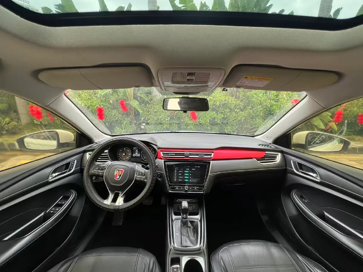 2019 Roewe i5 1.5L 120HP L4 CVT,autocango,china used car exporter,china ev exporter,chinese used car exporter,chinese used ev exporter