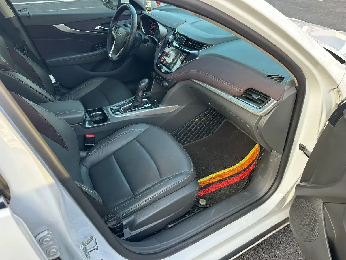 2018 Chevrolet Malibu 1.5T 170HP L4 6AT,autocango,china used car exporter,china ev exporter,chinese used car exporter,chinese used ev exporter