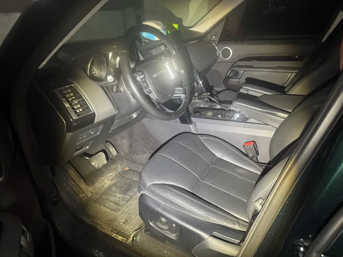 2017 Land Rover Discovery 3.0T 340HP V6 8AT,autocango,china used car exporter,china ev exporter,chinese used car exporter,chinese used ev exporter