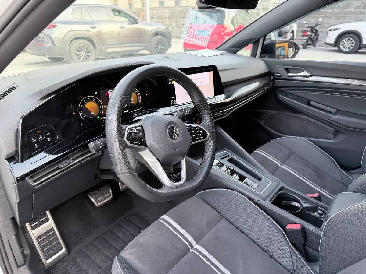 2023 Volkswagen Golf 1.4T 150HP L4 7DCT,autocango,china used car exporter,china ev exporter,chinese used car exporter,chinese used ev exporter