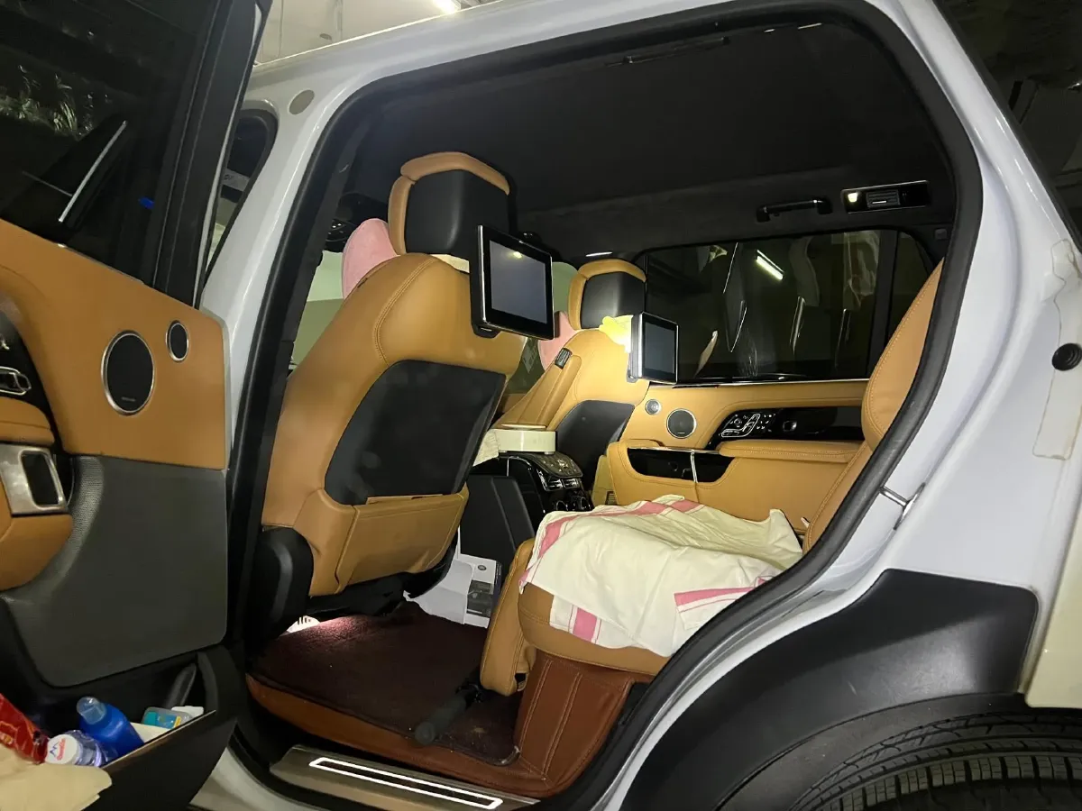 2019 Land Rover Range Rover 3.0T 381HP V6 8AT,autocango,china used car exporter,china ev exporter,chinese used car exporter,chinese used ev exporter