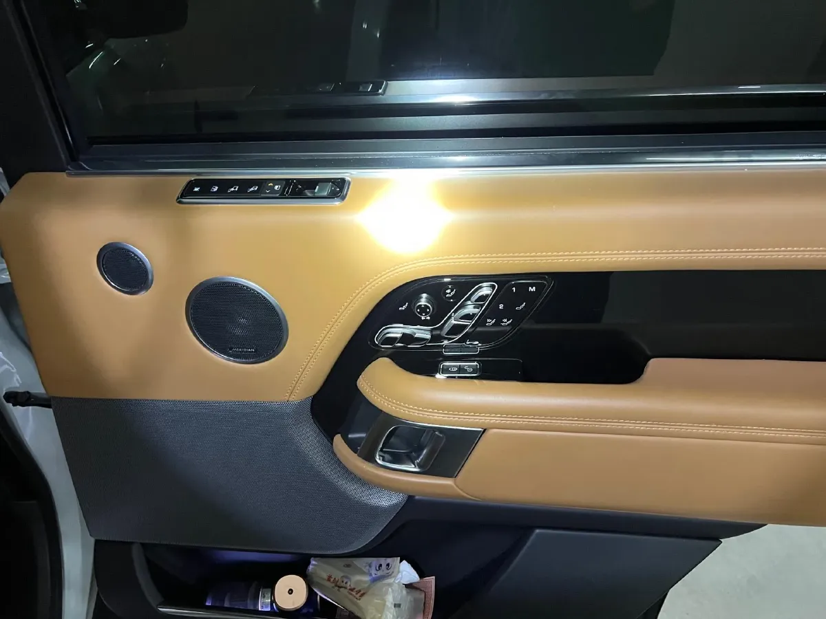 2019 Land Rover Range Rover 3.0T 381HP V6 8AT,autocango,china used car exporter,china ev exporter,chinese used car exporter,chinese used ev exporter