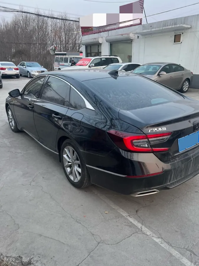 2022 Honda Accord 1.5T 194HP L4 CVT,autocango,china used car exporter,china ev exporter,chinese used car exporter,chinese used ev exporter