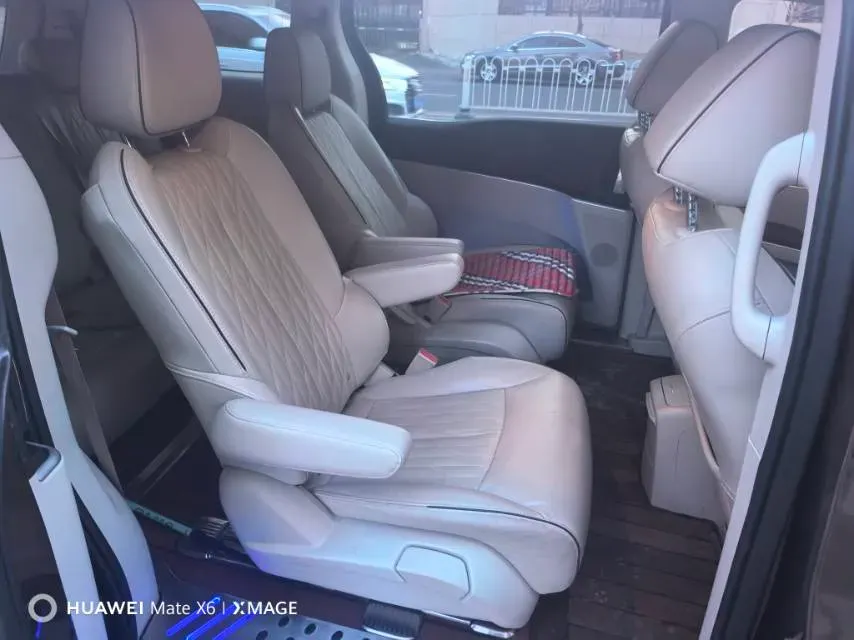 2021 Buick GL8 2.0T 237HP L4 9AT,autocango,china used car exporter,china ev exporter,chinese used car exporter,chinese used ev exporter