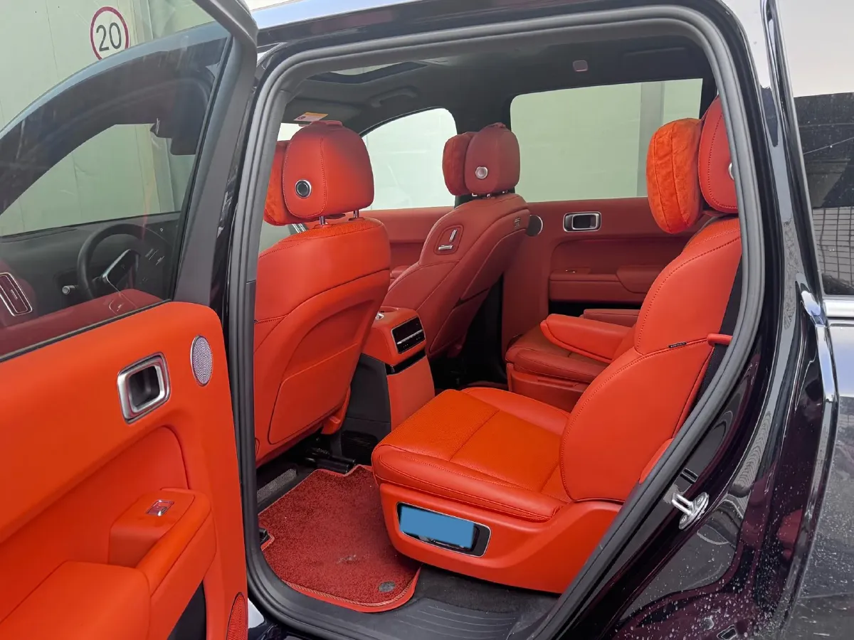 2022 Li L9 Range Extended 154HP REEV 42.6KWH,autocango,china used car exporter,china ev exporter,chinese used car exporter,chinese used ev exporter