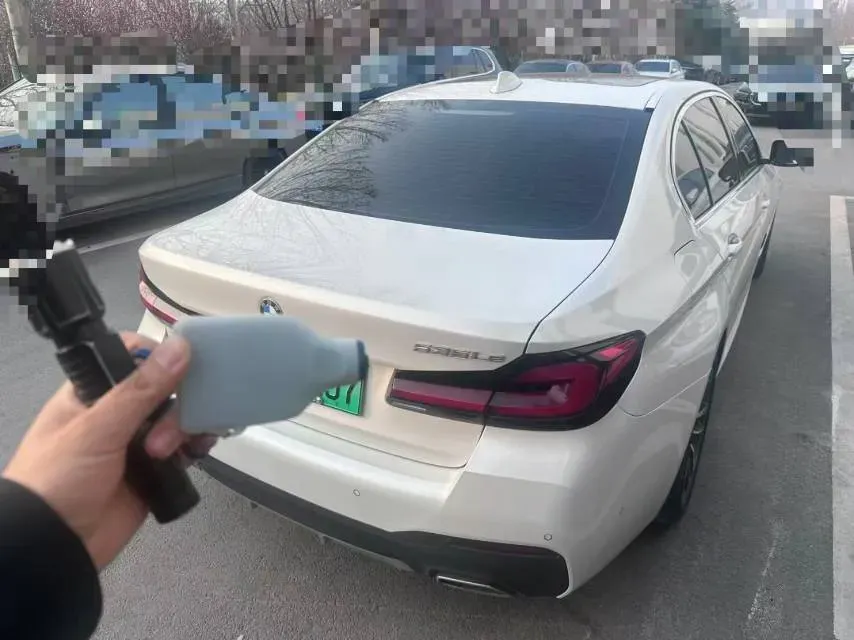 2021 BMW 5 Series 2.0T 184HP L4 8AT PHEV 17.7KWH,autocango,china used car exporter,china ev exporter,chinese used car exporter,chinese used ev exporter