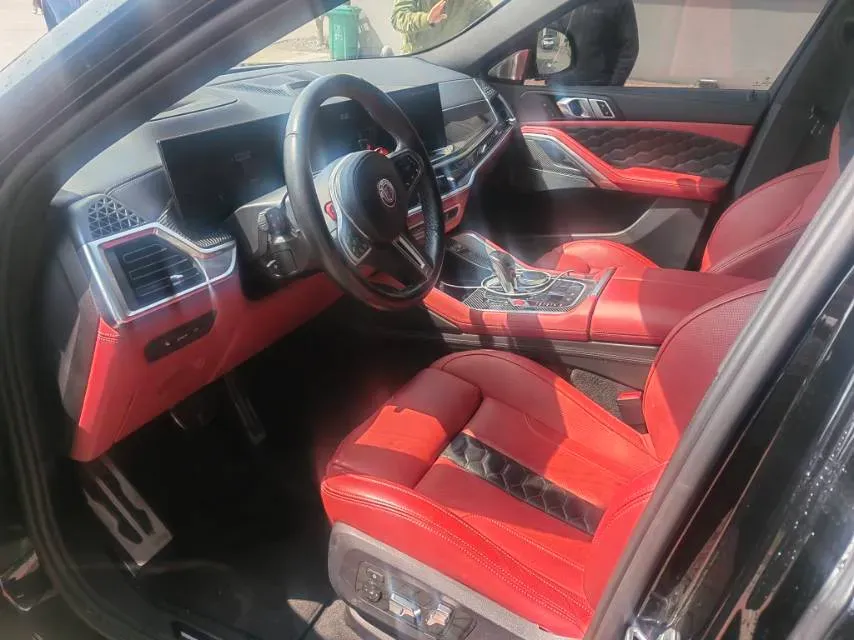 2023 BMW X6 M 4.4T 626HP V8 8AT,autocango,china used car exporter,china ev exporter,chinese used car exporter,chinese used ev exporter