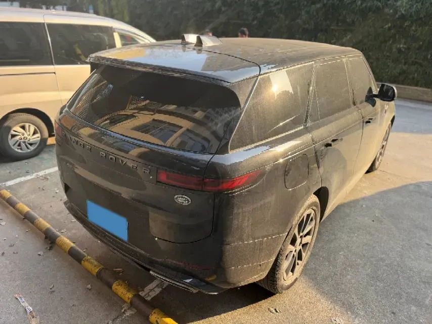 2023 Land Rover Range Rover Sport 3.0T 400HP L6 8AT,autocango,china used car exporter,china ev exporter,chinese used car exporter,chinese used ev exporter