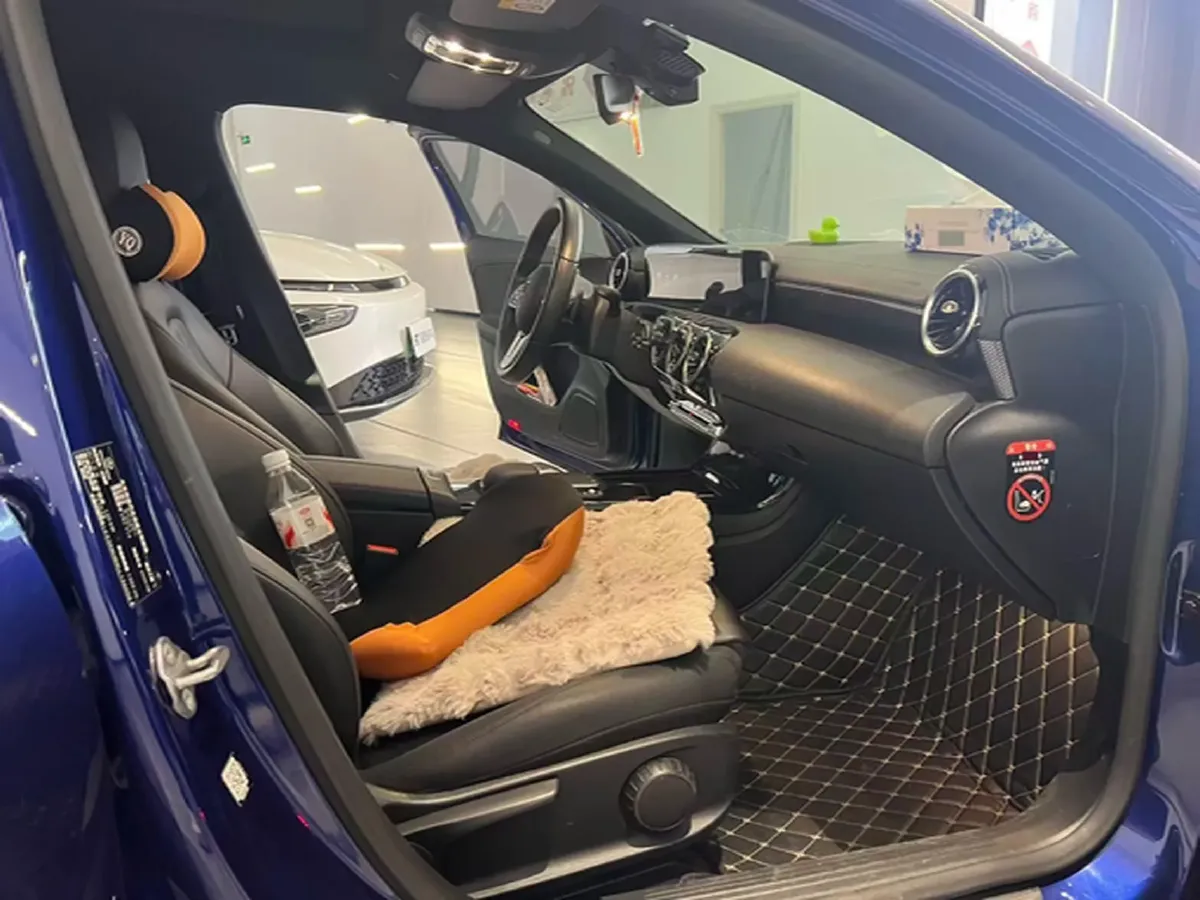 2020 Mercedes-Benz A Class 1.3T 163HP L4 7DCT,autocango,china used car exporter,china ev exporter,chinese used car exporter,chinese used ev exporter