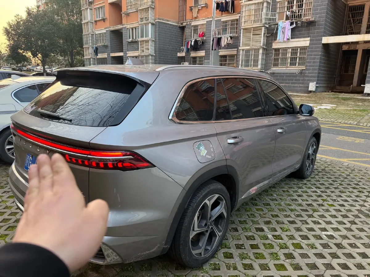 2023 Geely StarRay 2.0T 218HP L4 7DCT,autocango,china used car exporter,china ev exporter,chinese used car exporter,chinese used ev exporter