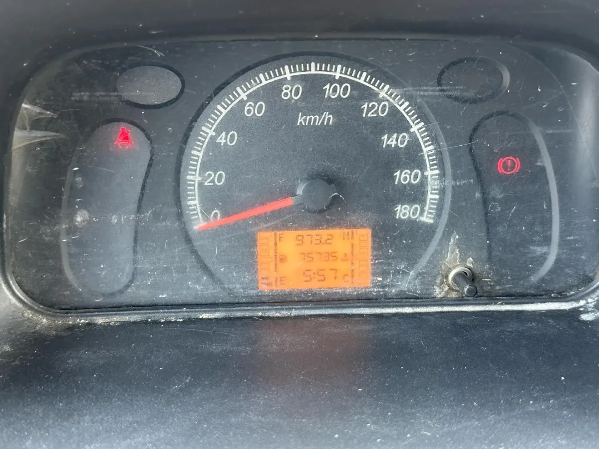 2015 WuLing ZhiGuang 1.2L 82HP L4 5MT,autocango,china used car exporter,china ev exporter,chinese used car exporter,chinese used ev exporter