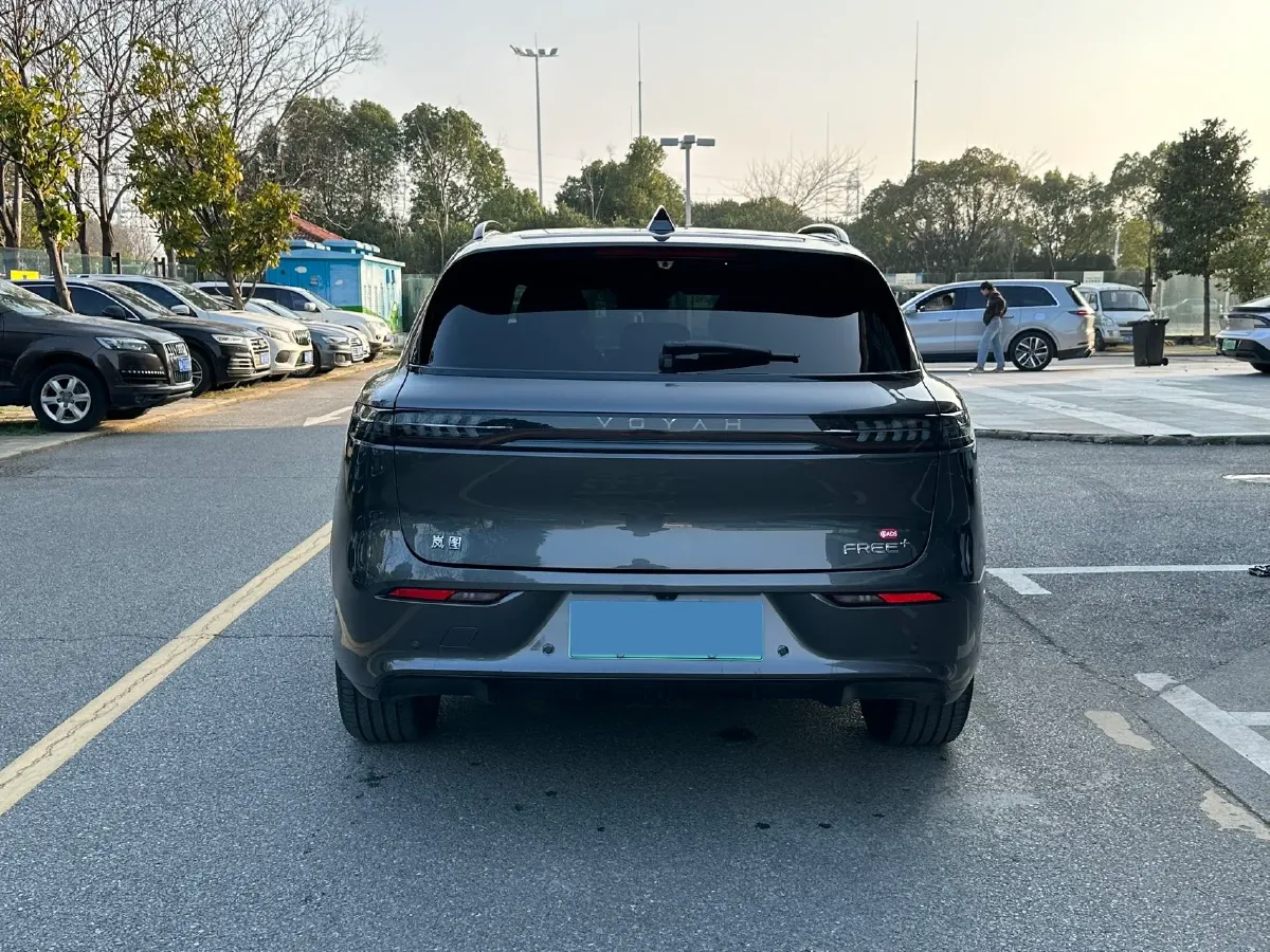 2025 Voyah FREE REEV 129HP REEV,autocango,china used car exporter,china ev exporter,chinese used car exporter,chinese used ev exporter