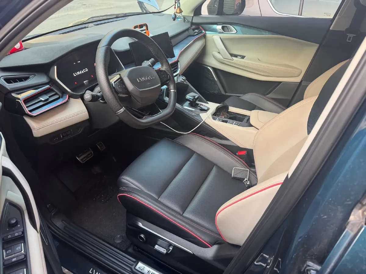 2020 LYNK&CO 06 1.5T 177HP L3 7DCT,autocango,china used car exporter,china ev exporter,chinese used car exporter,chinese used ev exporter