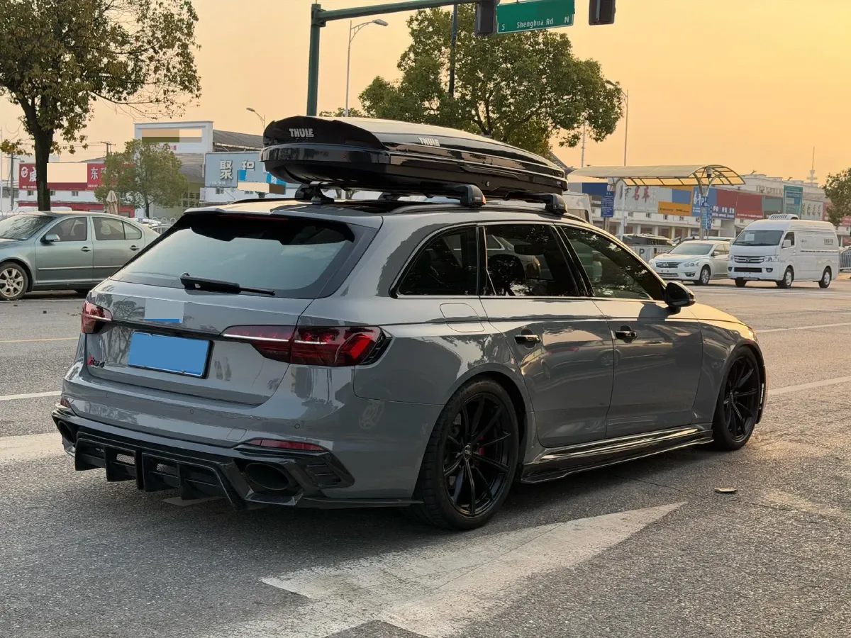 2021 Audi RS 4 2.9T 450HP V6 8AT,autocango,china used car exporter,china ev exporter,chinese used car exporter,chinese used ev exporter