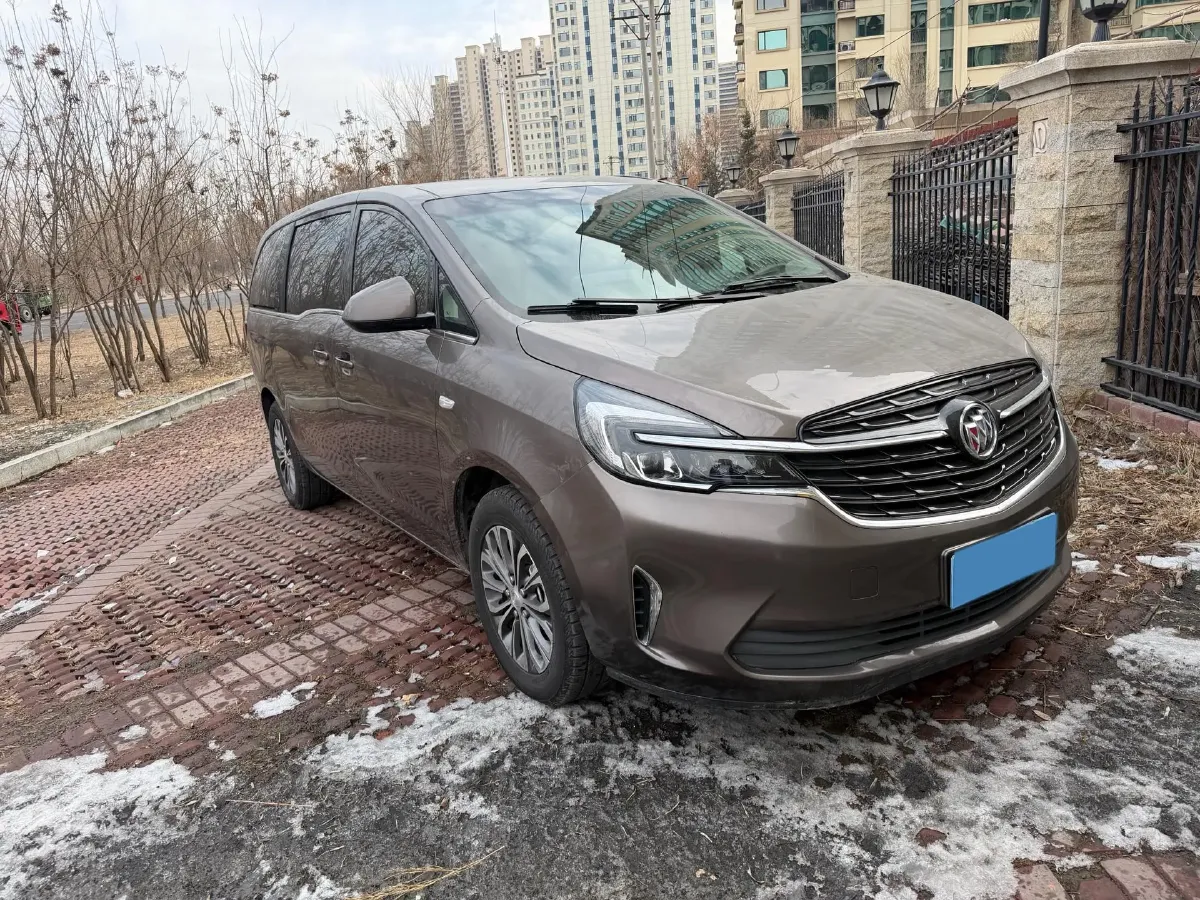 2022 Buick GL8 2.0T 237HP L4 9AT,autocango,china used car exporter,china ev exporter,chinese used car exporter,chinese used ev exporter