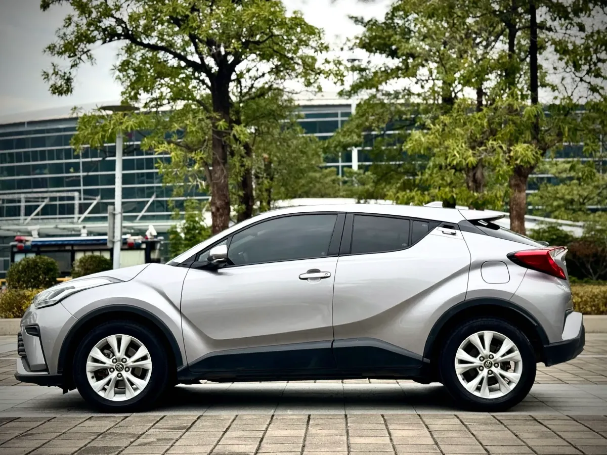 2022 Toyota Izoa 2.0L 171HP L4 CVT,autocango,china used car exporter,china ev exporter,chinese used car exporter,chinese used ev exporter