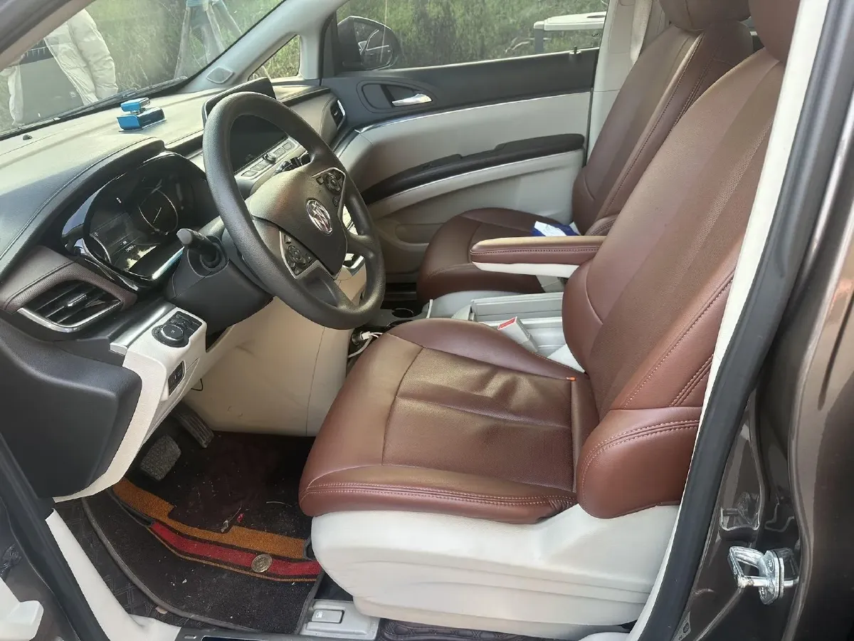 2023 Buick GL8 2.0T 237HP L4 9AT,autocango,china used car exporter,china ev exporter,chinese used car exporter,chinese used ev exporter