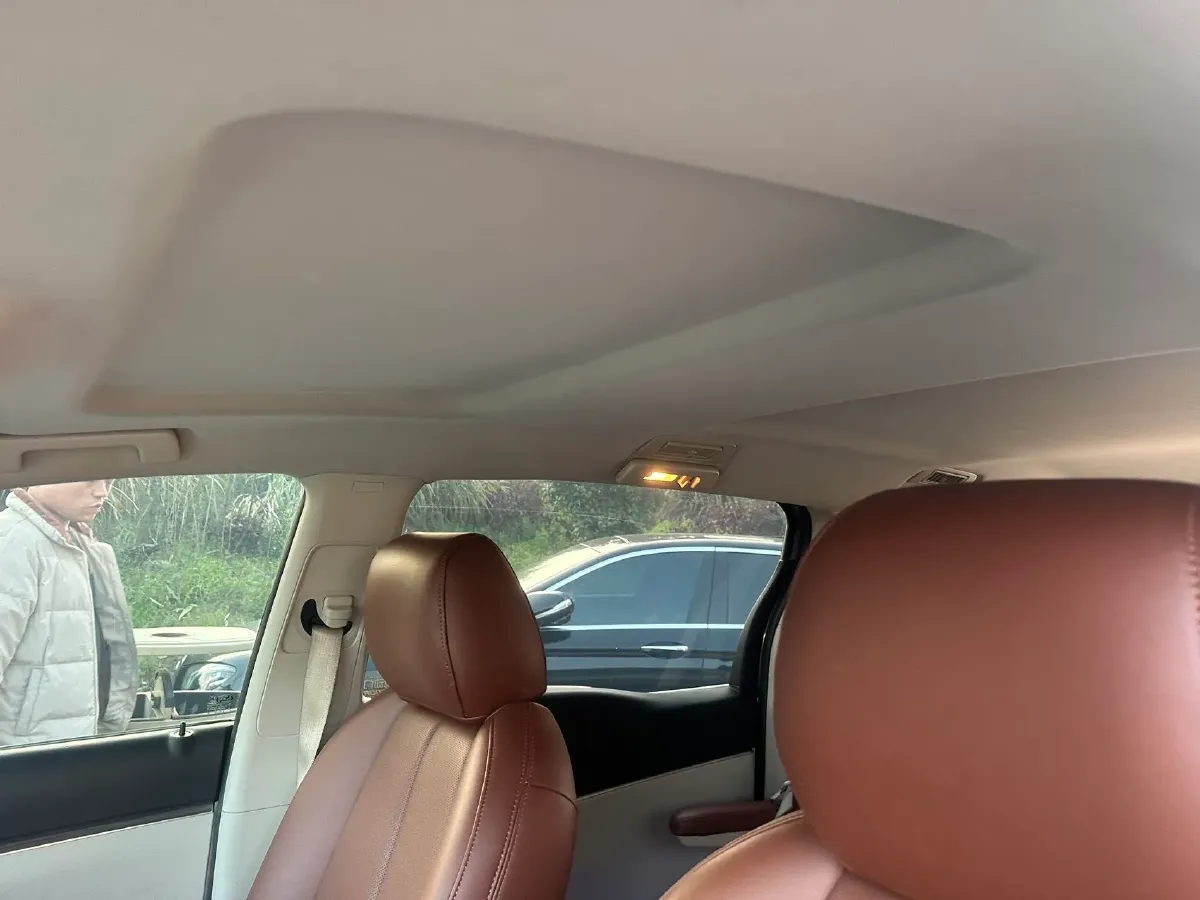 2023 Buick GL8 2.0T 237HP L4 9AT,autocango,china used car exporter,china ev exporter,chinese used car exporter,chinese used ev exporter