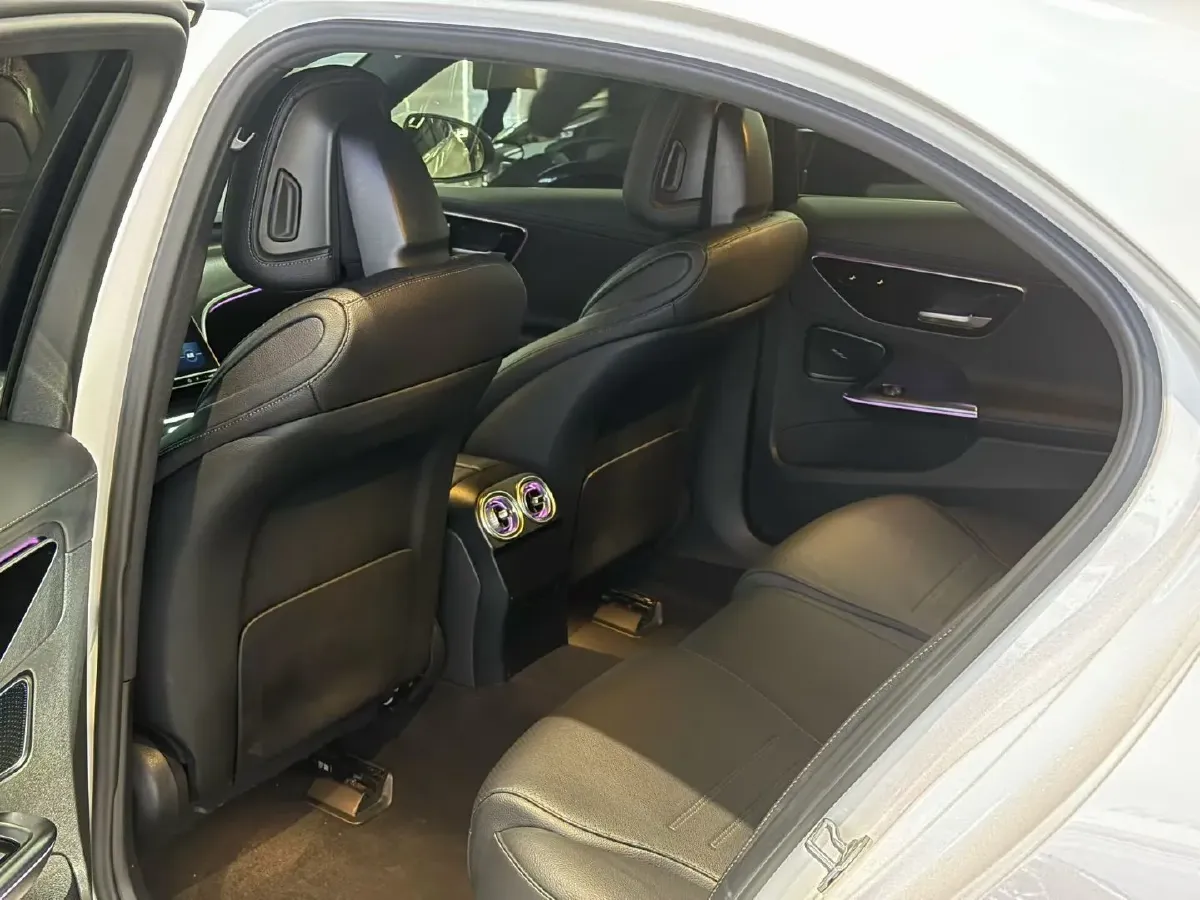 2022 Mercedes-Benz C Class 1.5T 204HP L4 9AT,autocango,china used car exporter,china ev exporter,chinese used car exporter,chinese used ev exporter