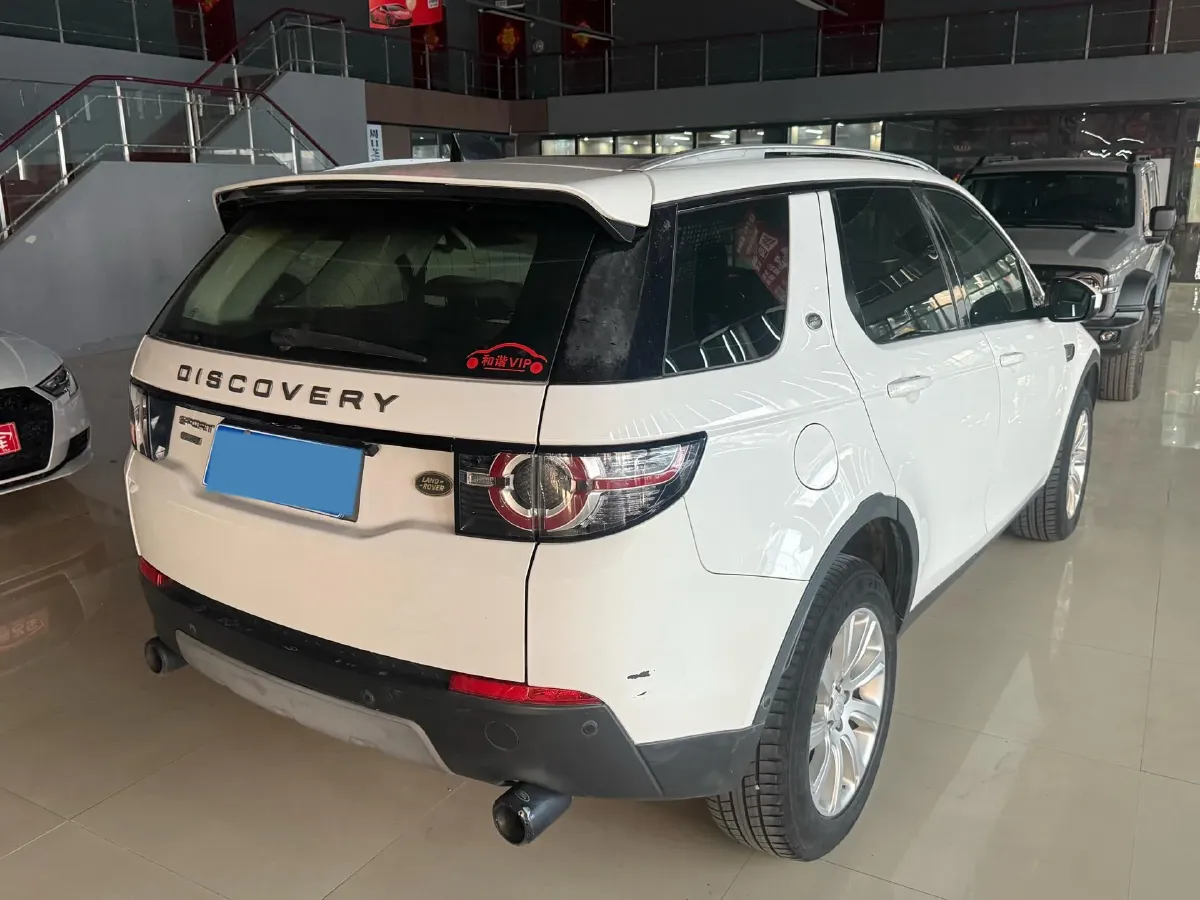 2018 Land Rover Discovery Sport 2.0T 241HP L4 9AT,autocango,china used car exporter,china ev exporter,chinese used car exporter,chinese used ev exporter