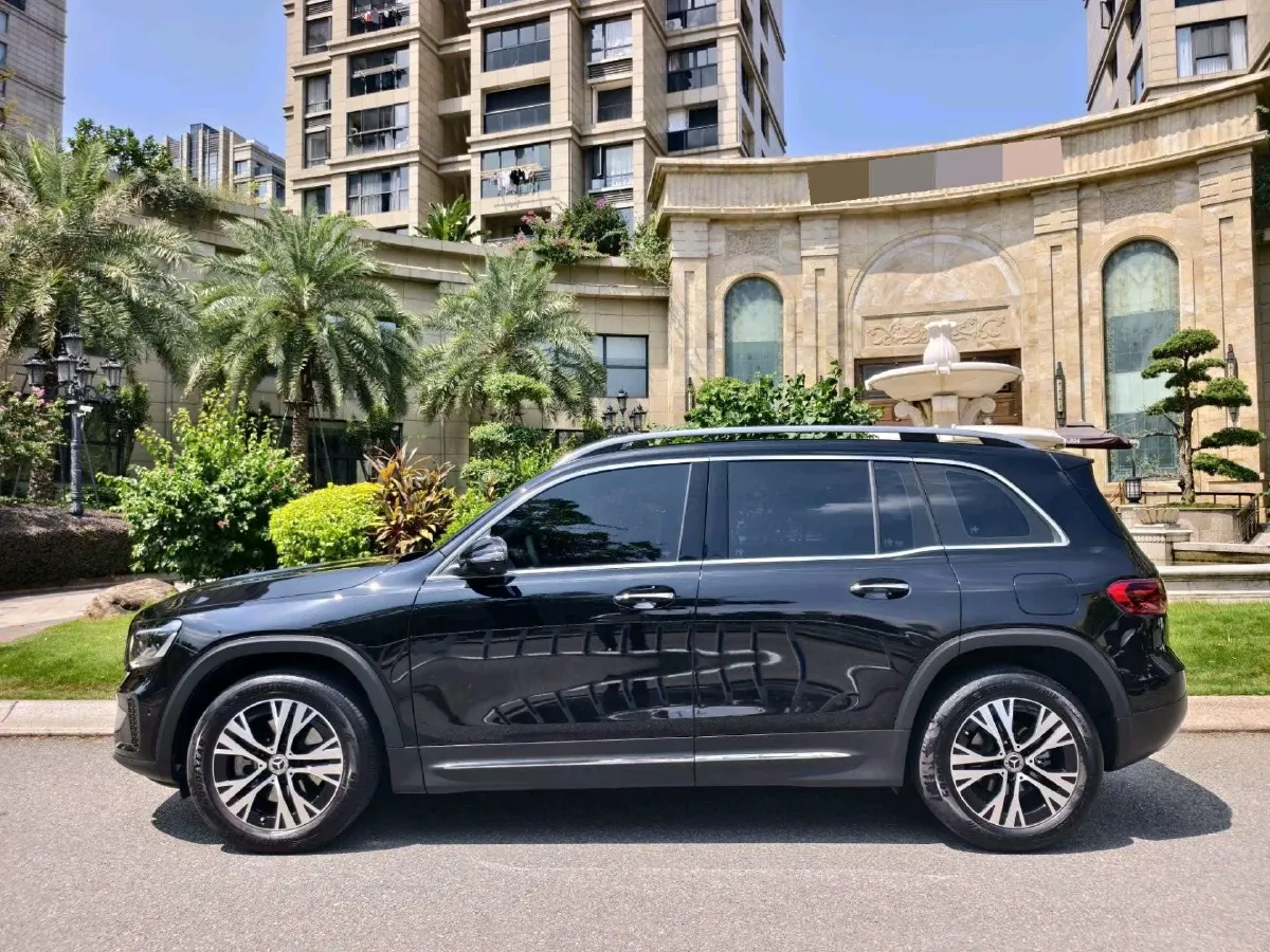 2025 Mercedes-Benz GLB Class 2.0T 190HP L4 8DCT,autocango,china used car exporter,china ev exporter,chinese used car exporter,chinese used ev exporter