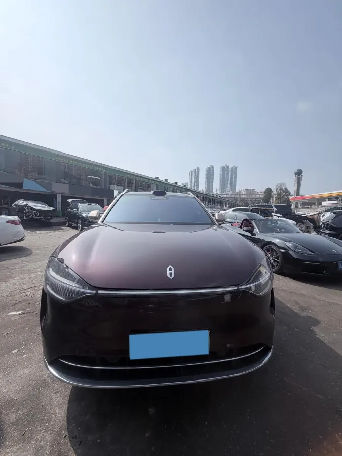 2025 AITO AITO M9 REEV 160HP REEV 52KWH,autocango,china used car exporter,china ev exporter,chinese used car exporter,chinese used ev exporter