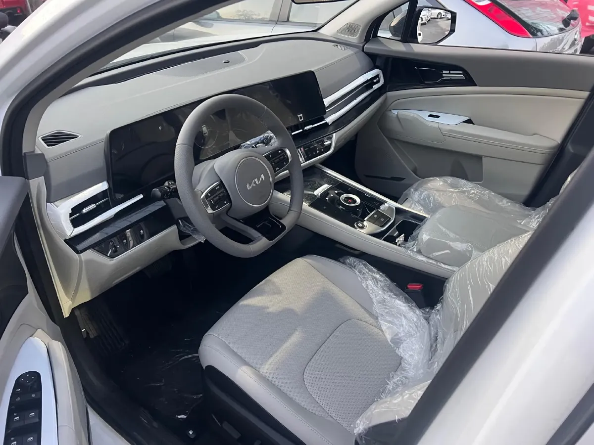 2025 Kia Sportage 1.5T 200HP L4 8AT,autocango,china used car exporter,china ev exporter,chinese used car exporter,chinese used ev exporter