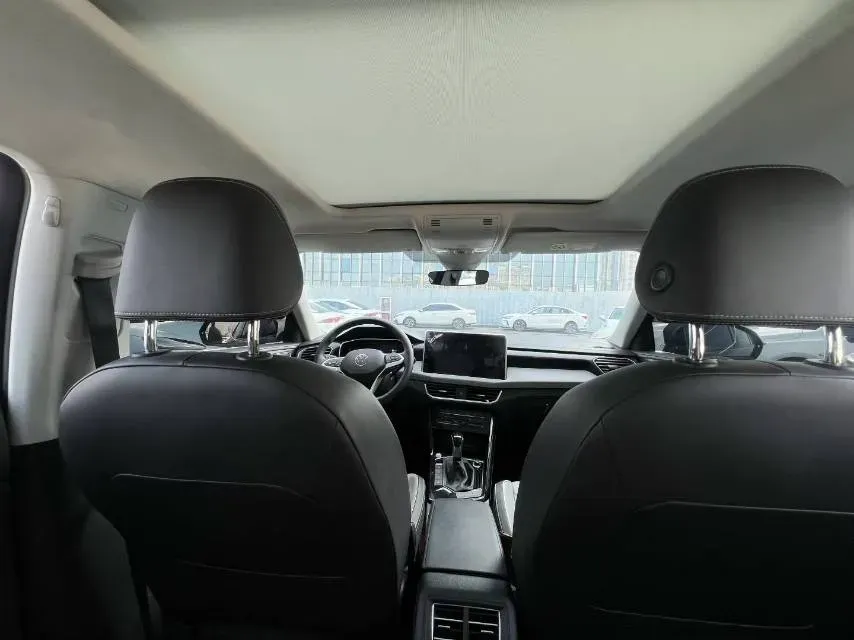 2024 Volkswagen Tayron 2.0T 186HP L4 7DCT,autocango,china used car exporter,china ev exporter,chinese used car exporter,chinese used ev exporter