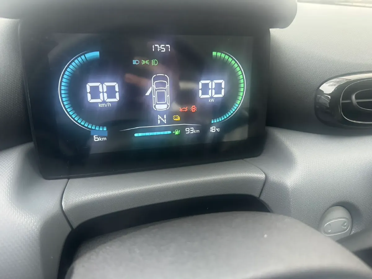 2025 Leapmotor T03 BEV 31.9KWH,autocango,china used car exporter,china ev exporter,chinese used car exporter,chinese used ev exporter